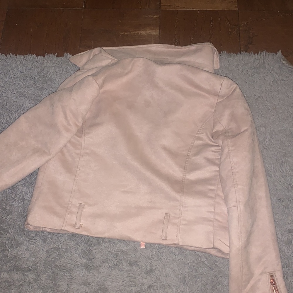 LC Jacket - Picture 2 of 4